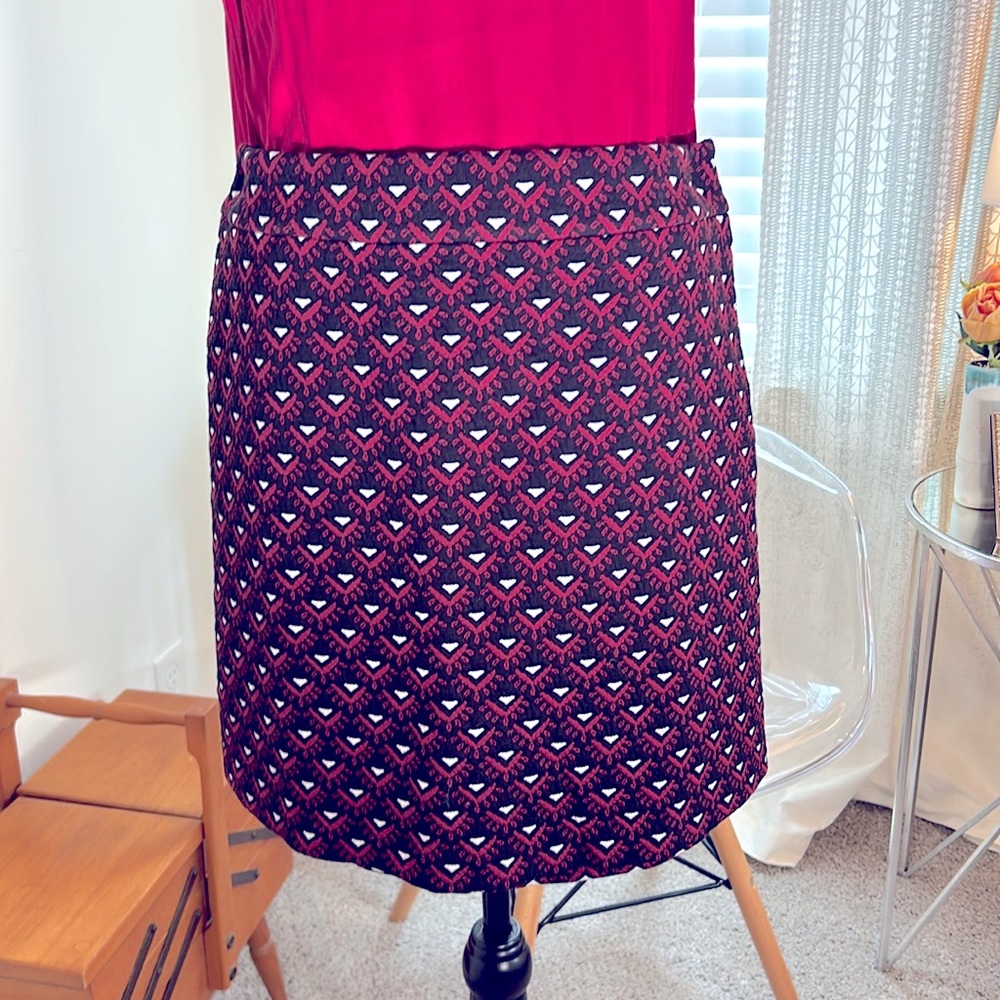 Loft side-zip skirt. Size 14petite.